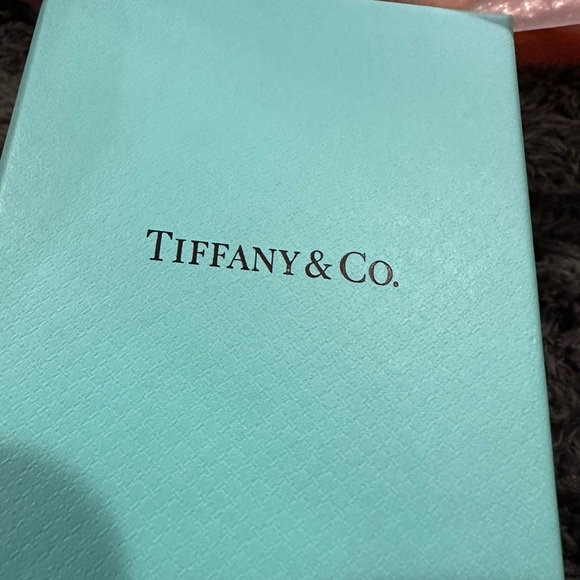 SOLD Authentic Tiffany & Co. retired large Heart Peace charm - Picture 8 of 9